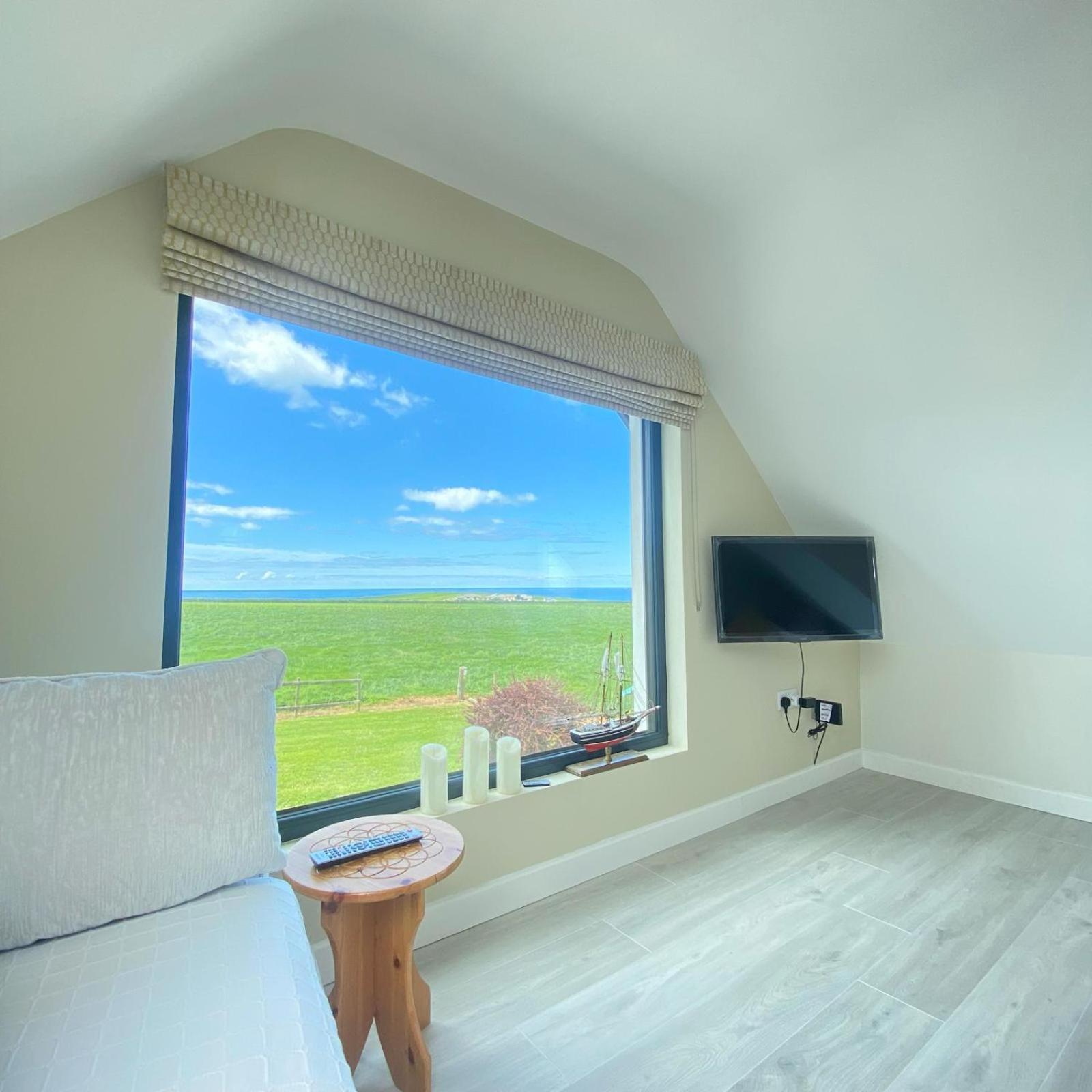 טראלי Luxury Holiday Rental With Sea Views On The Wild Atlantic Way מראה חיצוני תמונה